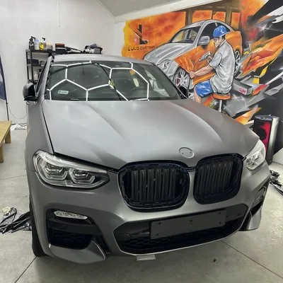 BMW X4 2019 szary mat folia winylowa zmiana koloru